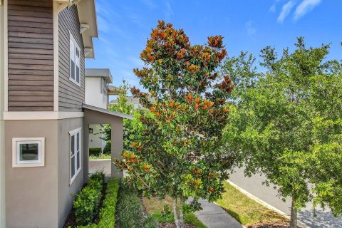 Villa ou maison à louer à Orlando, Floride: 4 chambres, 315.87 m2 № 2385923 - photo 4