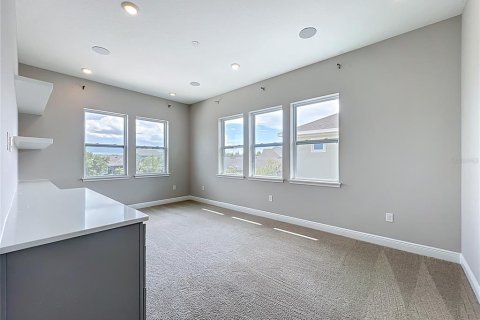 Villa ou maison à louer à Orlando, Floride: 4 chambres, 315.87 m2 № 2385923 - photo 15