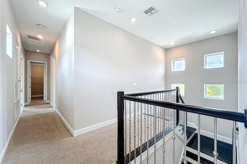 Villa ou maison à louer à Orlando, Floride: 4 chambres, 315.87 m2 № 2385923 - photo 13