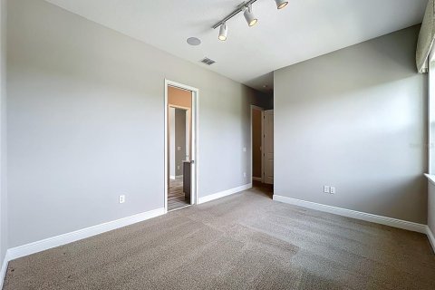 Villa ou maison à louer à Orlando, Floride: 4 chambres, 315.87 m2 № 2385923 - photo 24