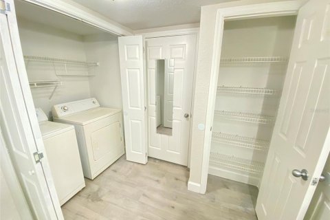 Condominio en alquiler en Orlando, Florida, 1 dormitorio, 69.12 m2 № 1869812 - foto 8