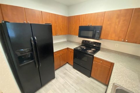 Condominio en alquiler en Orlando, Florida, 1 dormitorio, 69.12 m2 № 1869812 - foto 2