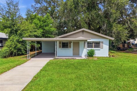 House in Winter Haven, Florida 3 bedrooms, 113.9 sq.m. № 2338954