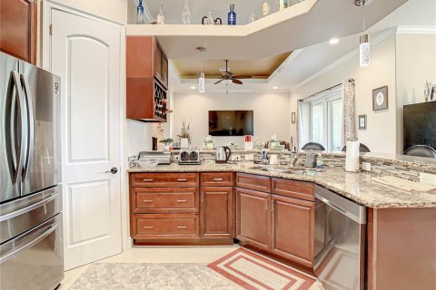 Купить виллу или дом в Клермон, Флорида 9 комнат, 210.61м2, № 698448 - фото 26