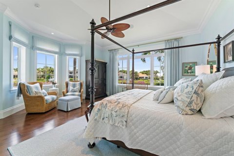 House in Jupiter, Florida 9 bedrooms, 822.84 sq.m. № 2175552 - photo 23