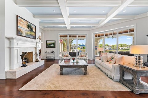 House in Jupiter, Florida 9 bedrooms, 822.84 sq.m. № 2175552 - photo 7