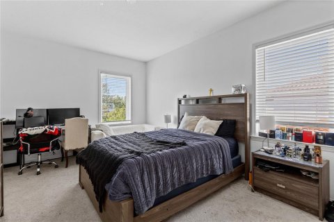 Casa en alquiler en Orlando, Florida, 5 dormitorios, 366.87 m2 № 2280052 - foto 25