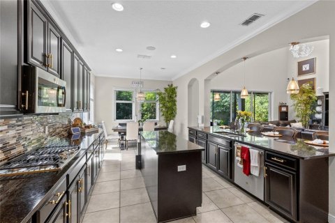 Casa en alquiler en Orlando, Florida, 5 dormitorios, 366.87 m2 № 2280052 - foto 10
