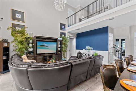 Casa en alquiler en Orlando, Florida, 5 dormitorios, 366.87 m2 № 2280052 - foto 7
