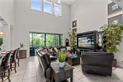 Casa en alquiler en Orlando, Florida, 5 dormitorios, 366.87 m2 № 2280052 - foto 5