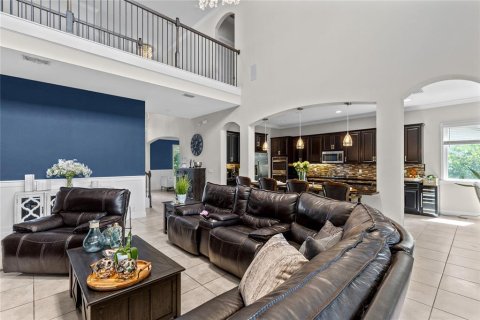 Casa en alquiler en Orlando, Florida, 5 dormitorios, 366.87 m2 № 2280052 - foto 4