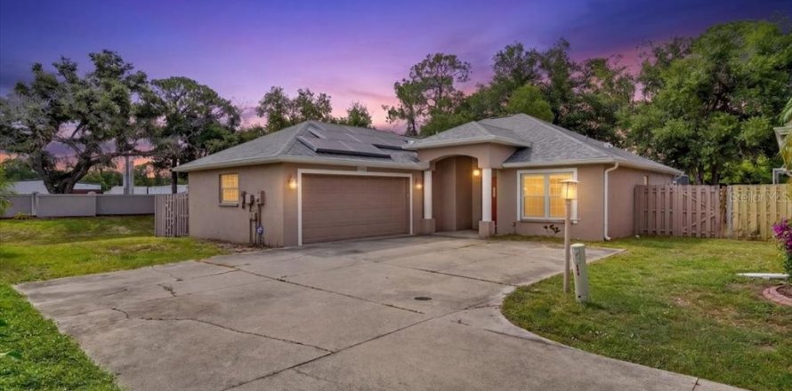 Villa ou maison à Sarasota, Floride 3 chambres, 141.58 m2 № 2420330
