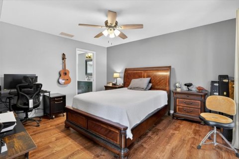 Villa ou maison à vendre à Sarasota, Floride: 3 chambres, 141.58 m2 № 2420330 - photo 28