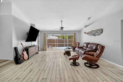 Villa ou maison à vendre à Sarasota, Floride: 3 chambres, 141.58 m2 № 2420330 - photo 9