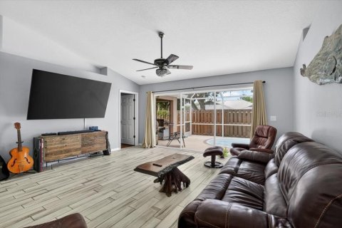 Villa ou maison à vendre à Sarasota, Floride: 3 chambres, 141.58 m2 № 2420330 - photo 17