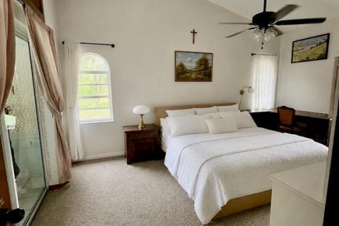 Casa en venta en Spring Hill, Florida, 3 dormitorios, 201.51 m2 № 2219653 - foto 5