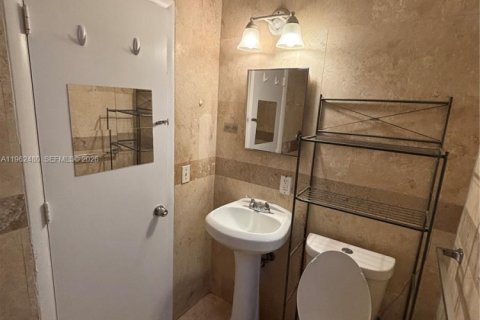 Снять в аренду квартиру в Майами-Бич, Флорида 55.74м2, № 2025059 - фото 6