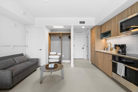 Condominio en venta en Miami, Florida, 1 habitación № 2076016 - foto 14