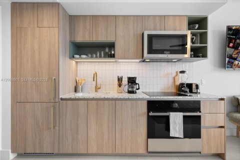 Condominio en venta en Miami, Florida, 1 habitación № 2076016 - foto 15