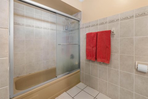 Casa en venta en Okeechobee, Florida, 3 dormitorios, 204.48 m2 № 2248522 - foto 14
