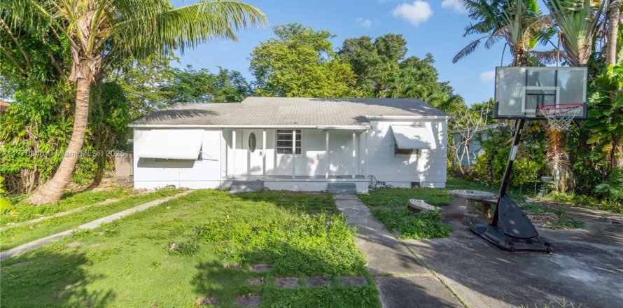 Casa en Miami, Florida 3 dormitorios, 95.88 m2 № 1864618
