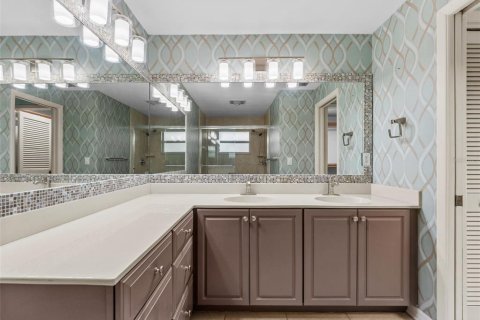 Casa en venta en Clearwater, Florida, 4 dormitorios, 223.15 m2 № 1898721 - foto 22