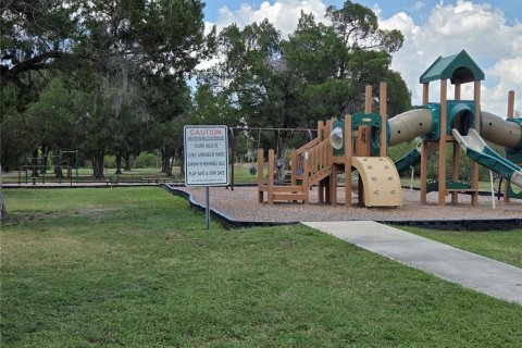 House in New Port Richey, Florida 2 bedrooms, 83.43 sq.m. № 2236134 - photo 23