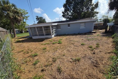 House in New Port Richey, Florida 2 bedrooms, 83.43 sq.m. № 2236134 - photo 17