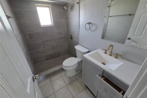 House in New Port Richey, Florida 2 bedrooms, 83.43 sq.m. № 2236134 - photo 10
