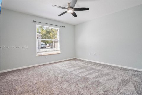 House in Fort Myers, Florida 4 bedrooms № 1395840 - photo 27