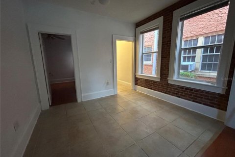 Снять в аренду квартиру в Сарасота, Флорида 1 комната, 52.03м2, № 2157580 - фото 6
