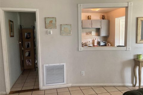 House in Deltona, Florida 3 bedrooms, 122.45 sq.m. № 1767980 - photo 12