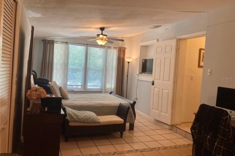 House in Deltona, Florida 3 bedrooms, 122.45 sq.m. № 1767980 - photo 18
