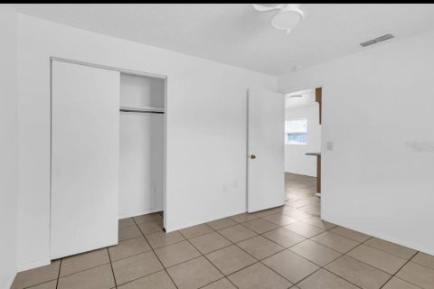 Apartamento en alquiler en New Port Richey, Florida, 2 dormitorios, 73.67 m2 № 1900886 - foto 7