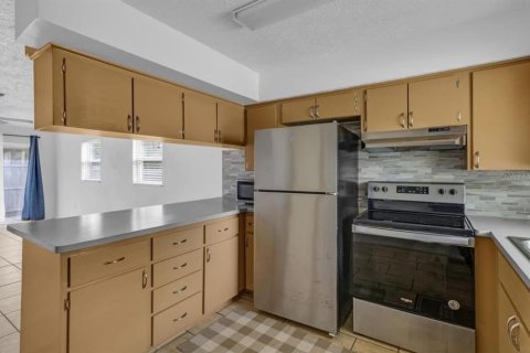 Apartamento en alquiler en New Port Richey, Florida, 2 dormitorios, 73.67 m2 № 1900886 - foto 4