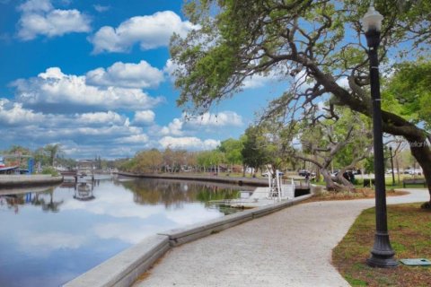 Apartamento en alquiler en New Port Richey, Florida, 2 dormitorios, 73.67 m2 № 1900886 - foto 15
