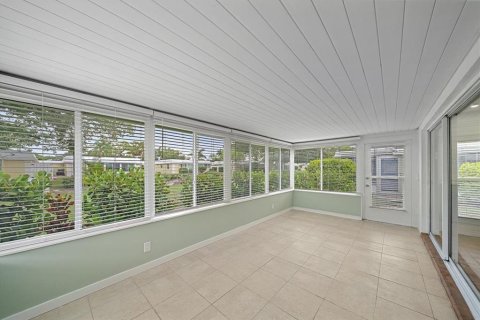 House in Sarasota, Florida 2 bedrooms, 107.3 sq.m. № 2200194 - photo 23