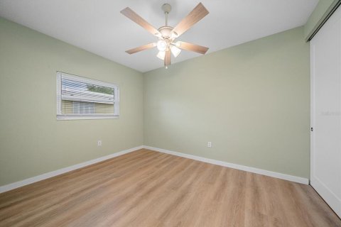 House in Sarasota, Florida 2 bedrooms, 107.3 sq.m. № 2200194 - photo 19