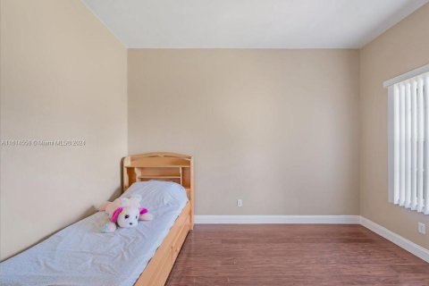 Casa en venta en Lehigh Acres, Florida, 3 dormitorios, 195.56 m2 № 1962325 - foto 16