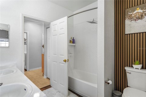 Condo in Orlando, Florida, 1 bedroom № 2231294 - photo 27