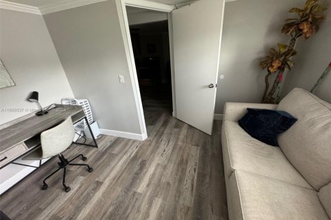 Appartement à louer à Wilton Manors, Floride: 2 chambres, 82.68 m2 № 1227359 - photo 8