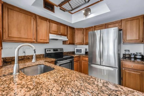 Copropriété à vendre à Dania Beach, Floride: 2 chambres, 86.86 m2 № 2090051 - photo 3