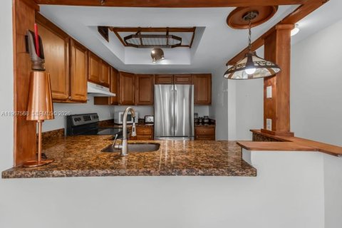 Copropriété à vendre à Dania Beach, Floride: 2 chambres, 86.86 m2 № 2090051 - photo 2