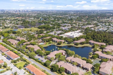 Condo in West Palm Beach, Florida, 2 bedrooms  № 1881778 - photo 28