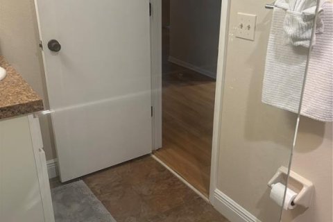 House in Clearwater, Florida 2 bedrooms, 105.44 sq.m. № 1522527 - photo 14