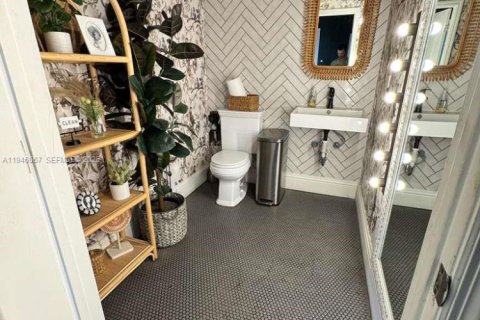 Immobilier commercial à vendre à Tampa, Floride № 2002550 - photo 8