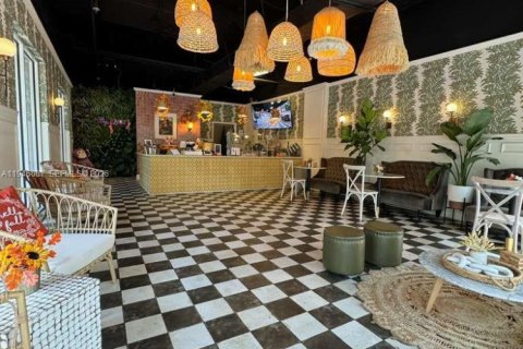 Immobilier commercial à vendre à Tampa, Floride № 2002550 - photo 12