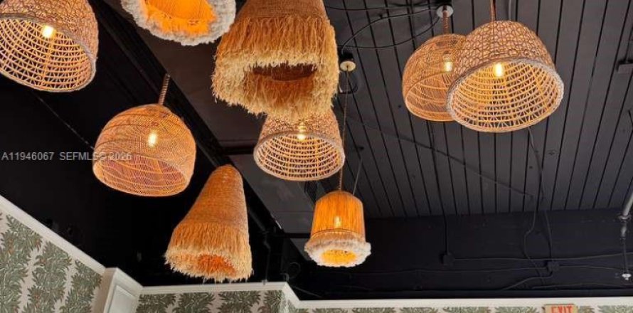 Immobilier commercial à Tampa, Floride № 2002550