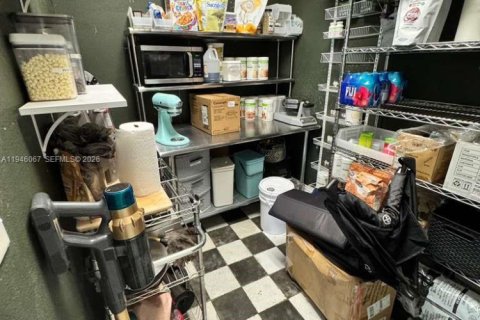 Immobilier commercial à vendre à Tampa, Floride № 2002550 - photo 10