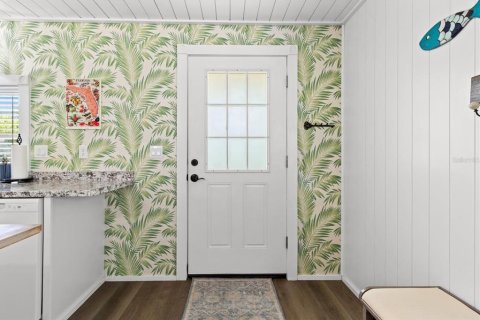 House in Inglis, Florida 1 bedroom, 47.38 sq.m. № 1631859 - photo 12
